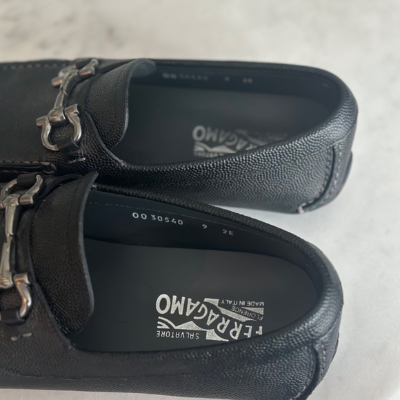 Salvatore Ferragamo shoes - Picture 3 of 6